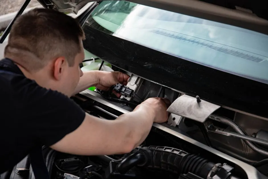 Residential Car Battery Replacement